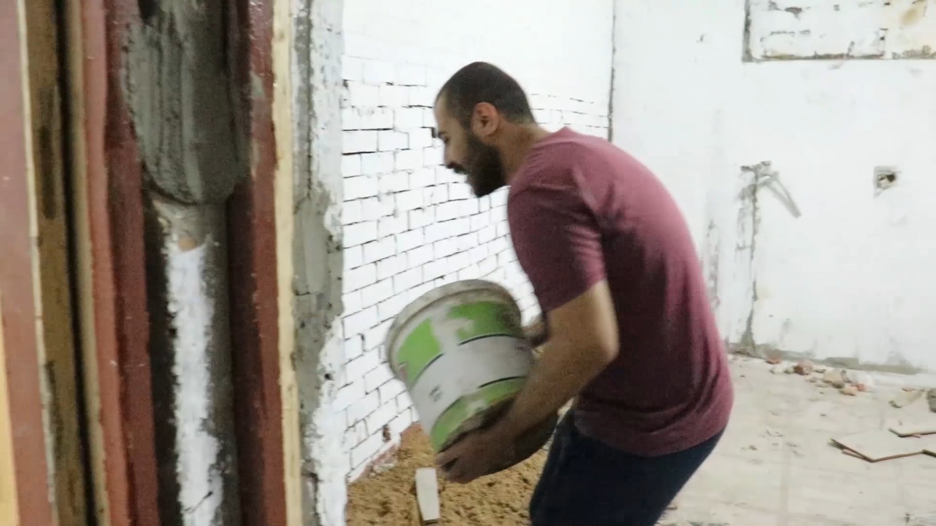 أعمال البناء والتجهيز